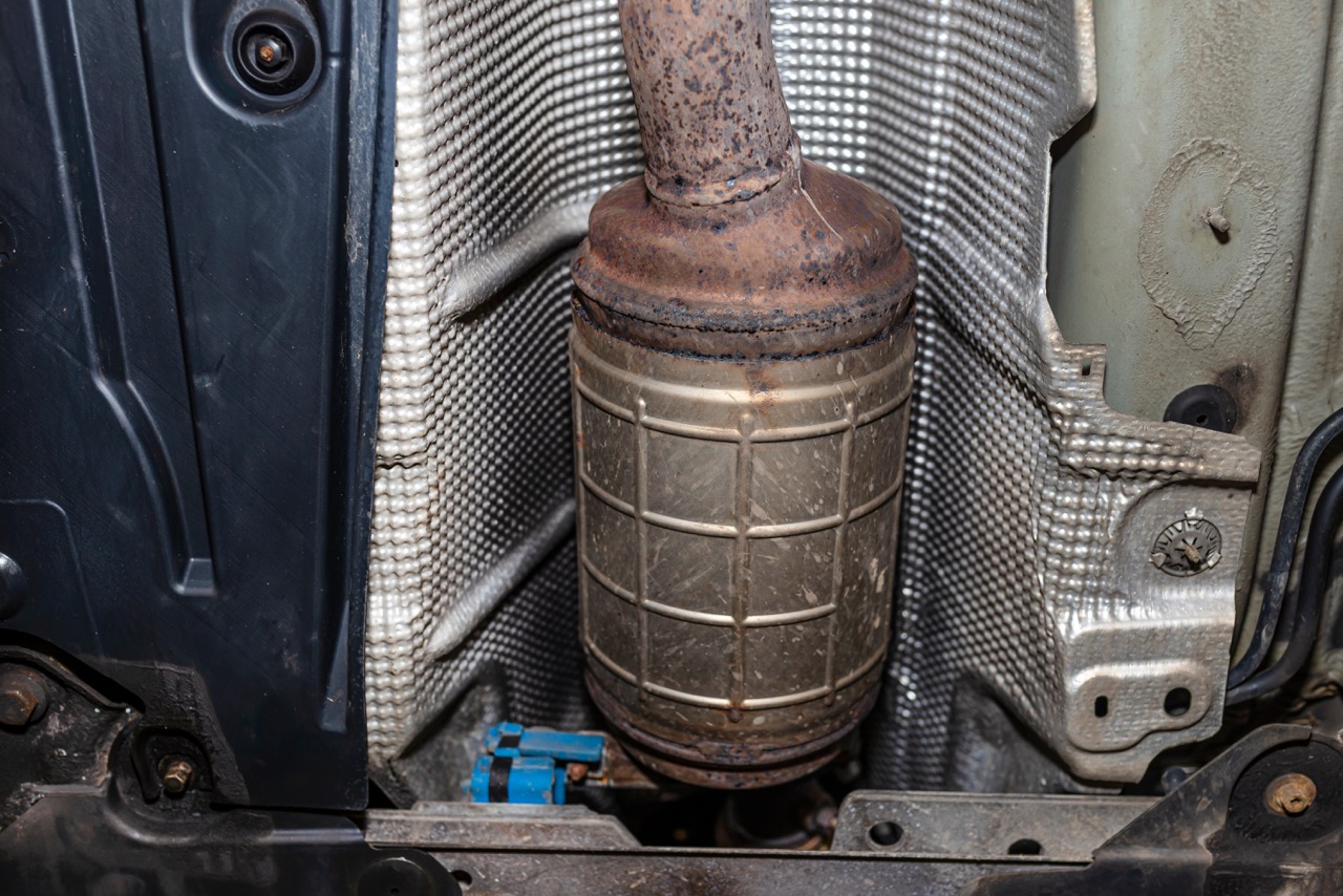 catalytic converter under car